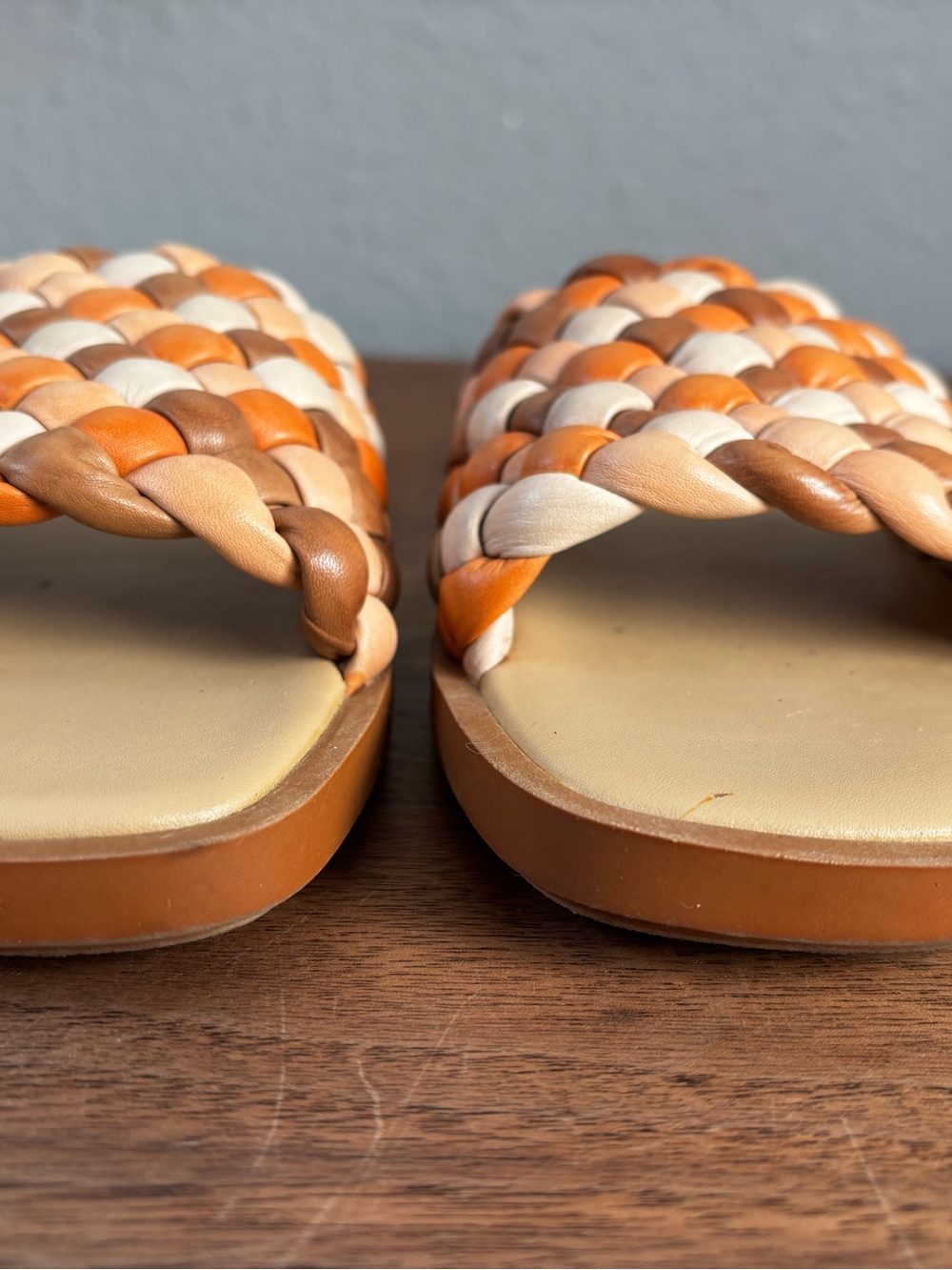 Madewell Tan & Orange Slide Sandals 7 - Picture 3 of 11